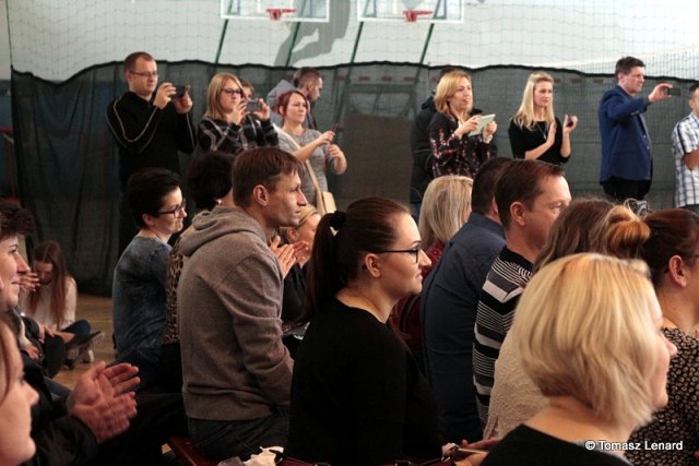 2016-11-10-122838-Canon EOS 700D